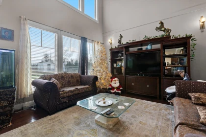 Hallway Photo of 2790 Lefeuvre Road, Abbotsford, BC