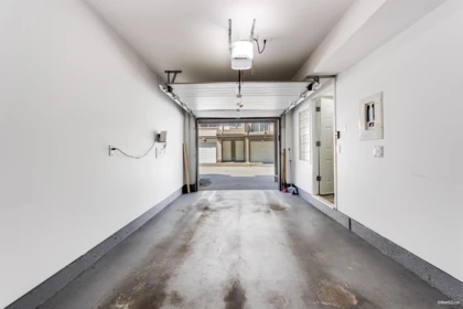 Hallway Photo of 27 6300 Alder Street, Richmond, BC