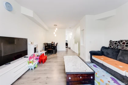 Kitchen Photo of 27 6300 Alder Street, Richmond, BC