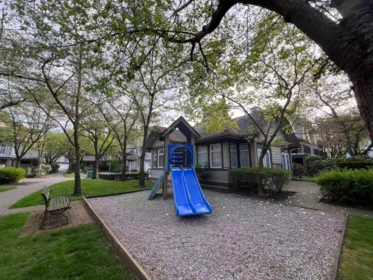 Outdoor Kitchen Photo of 27 6300 Alder Street, Richmond, BC