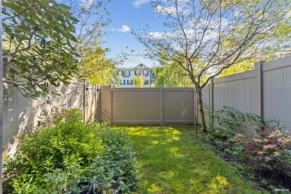 Outdoor Patio Photo of 27 6300 Alder Street, Richmond, BC