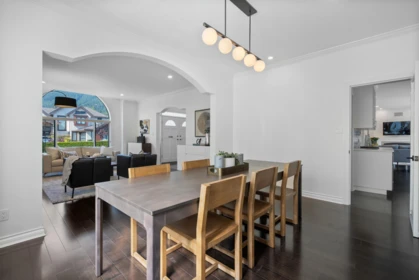 Kitchen Photo of 917 Wavertree Road, North Vancouver, BC