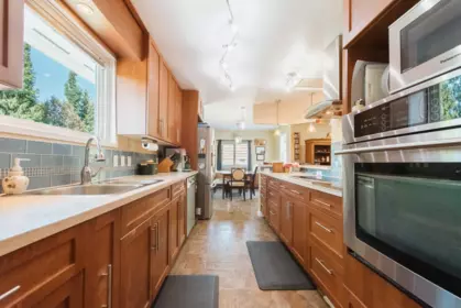Kitchen Photo of 934 Davis Road, Gibsons, BC