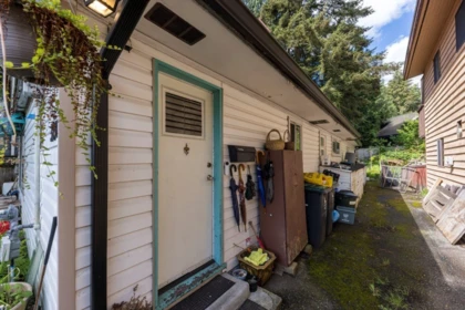 Primary Bathroom Photo of 3297 Fromme Road, North Vancouver, BC