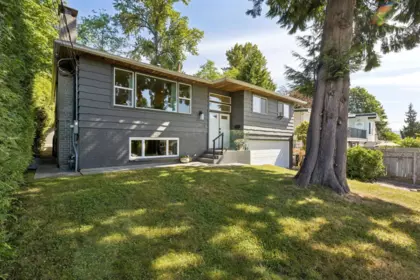 1214 Eastview Road, North Vancouver, BC, North Vancouver — Single Family Residence for sale