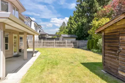 Backyard Photo of 6236 128a Street, Surrey, BC