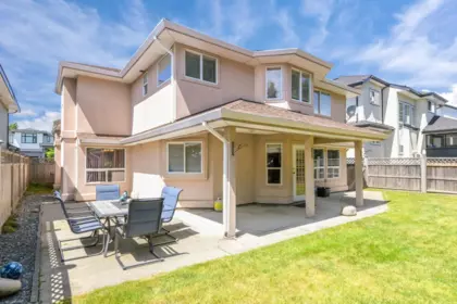 Front Yard Photo of 6236 128a Street, Surrey, BC