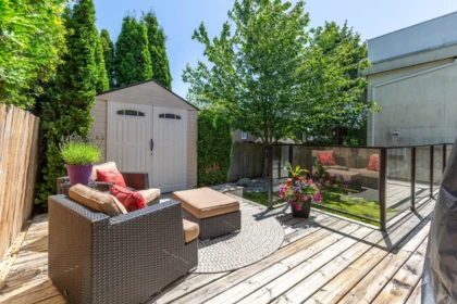 Garden / Landscaping Photo of 912 Keil Street, White Rock, BC