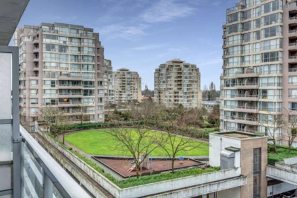 905 8068 Westminster Highway, Richmond, BC, Richmond — Apartment/Condo for sale