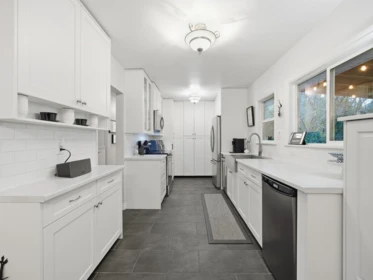 Walk-In Closet Photo of 11220 Lansdowne Drive, Surrey, BC