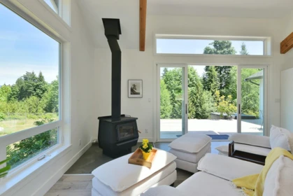 Kitchen Photo of 1860 Arboretum Drive, Gibsons, BC