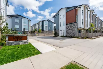 52 7670 207 Street, Langley, BC, Langley — Townhouse for sale