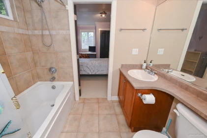 Laundry Room Photo of 2492 148 Street, Surrey, BC