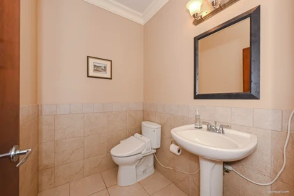 Powder Room Photo of 2492 148 Street, Surrey, BC