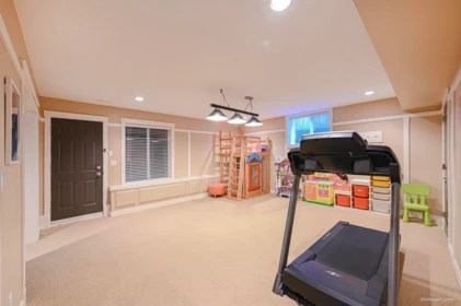 Swimming Pool Photo of 2492 148 Street, Surrey, BC
