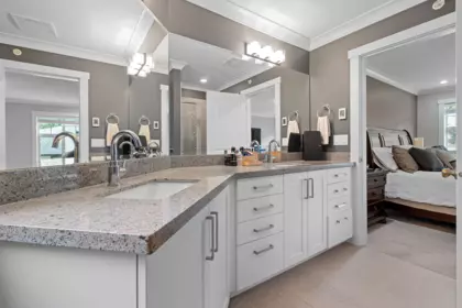 Laundry Room Photo of 36 35298 Marshall Road, Abbotsford, BC