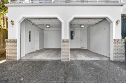 Swimming Pool Photo of 7505 Manzanita Place, Burnaby, BC