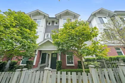 11 9718 161a Street, Surrey, BC, Surrey — Townhouse for sale
