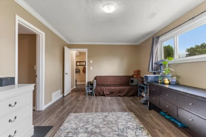 Entry Foyer Photo of 46533 Darlene Avenue, Chilliwack, BC