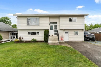 46533 Darlene Avenue, Chilliwack, BC, Chilliwack — Single Family Residence for sale