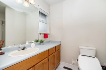 Laundry Room Photo of 9411 162 Street, Surrey, BC