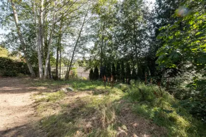Hot Tub / Spa Photo of 5977 Shoal Way, Sechelt, BC