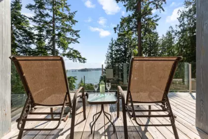 Staircase Photo of 304 Esplanade Road, Keats Island, BC
