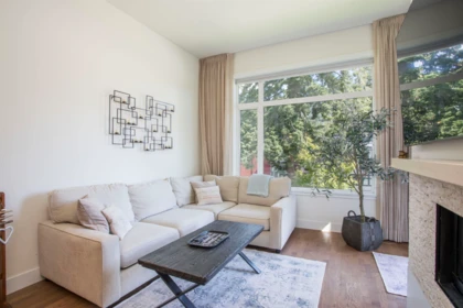 300 2432 Haywood Avenue, West Vancouver, BC, West Vancouver — Apartment/Condo for sale
