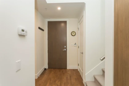 Powder Room Photo of 300 2432 Haywood Avenue, West Vancouver, BC