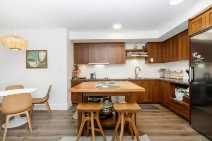 Kitchen Island Photo of 331 2288 W Broadway, Vancouver, BC