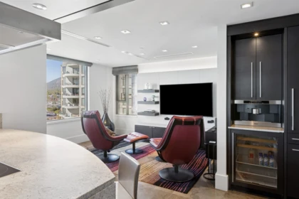 Loft / Bonus Room Photo of 9 2250 Bellevue Avenue, West Vancouver, BC
