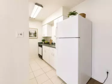 Kitchen Island Photo of 306 2450 Cornwall Avenue, Vancouver, BC