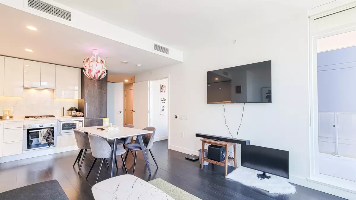 Family Room Photo of 1107 6398 Silver Avenue, Burnaby, BC
