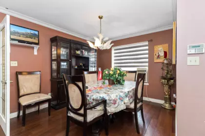 Breakfast Nook Photo of 2930 Edgehill Avenue, Abbotsford, BC