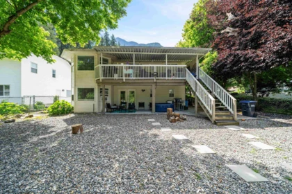 Basement Recreation Room Photo of 275 Forrest Crescent, Hope, BC