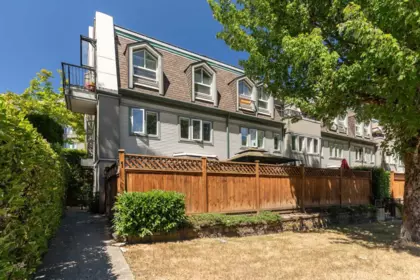 Front Yard Photo of 1 1215 Brunette Avenue, Coquitlam, BC