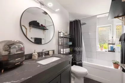 Office / Den Photo of 1 1215 Brunette Avenue, Coquitlam, BC