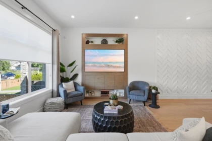 Breakfast Nook Photo of 1746 140 Street, Surrey, BC