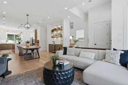Kitchen Island Photo of 1746 140 Street, Surrey, BC