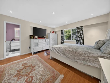 Powder Room Photo of 2322 Kirkstone Road, North Vancouver, BC