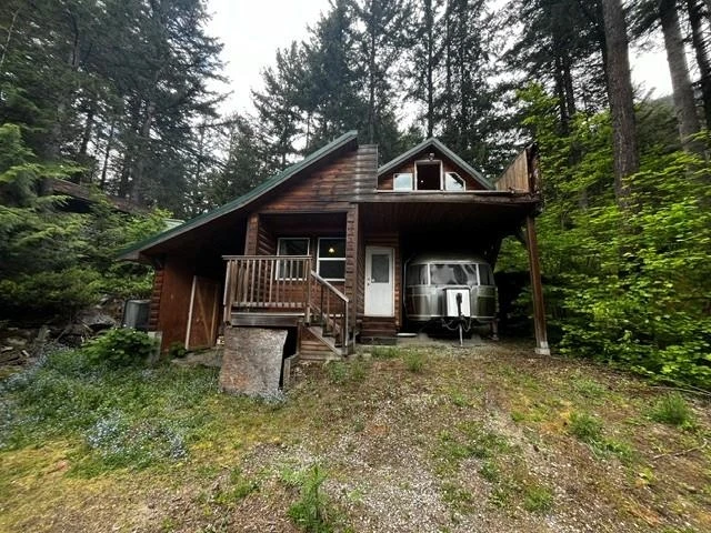 Exterior Rear Photo of H6 Blackberry Way, Sunshine Valley, BC