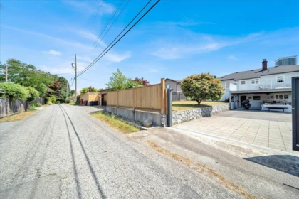 Front Yard Photo of 4841 Highlawn Drive, Burnaby, BC