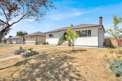 Outdoor Patio Photo of 4841 Highlawn Drive, Burnaby, BC