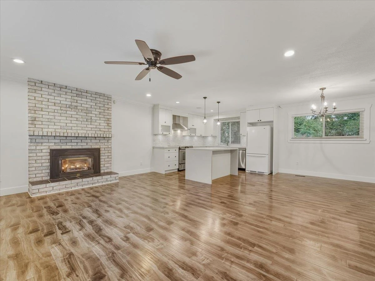 Dining Area Photo of 3976 205b Street, Langley, BC