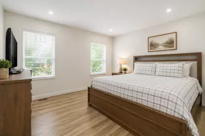 Breakfast Nook Photo of 16158 16a Avenue, Surrey, BC