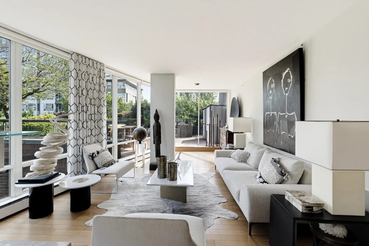 Living Room Photo of 5A 139 Drake Street, Vancouver, BC