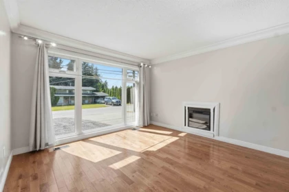 Guest Bathroom Photo of 2326 Beaver Street, Abbotsford, BC
