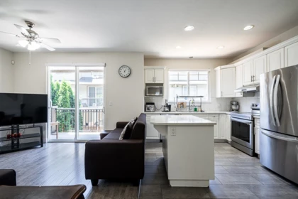 Basement Recreation Room Photo of 7 14453 72 Avenue, Surrey, BC