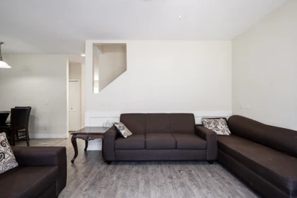 Mudroom Photo of 7 14453 72 Avenue, Surrey, BC