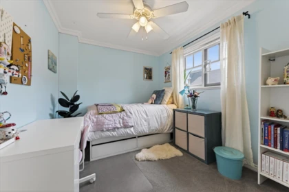 Laundry Room Photo of 1528 E Pender Street, Vancouver, BC